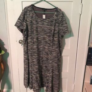 Lane Bryant Size 26/28 Multicolored patterned short sleeved dress